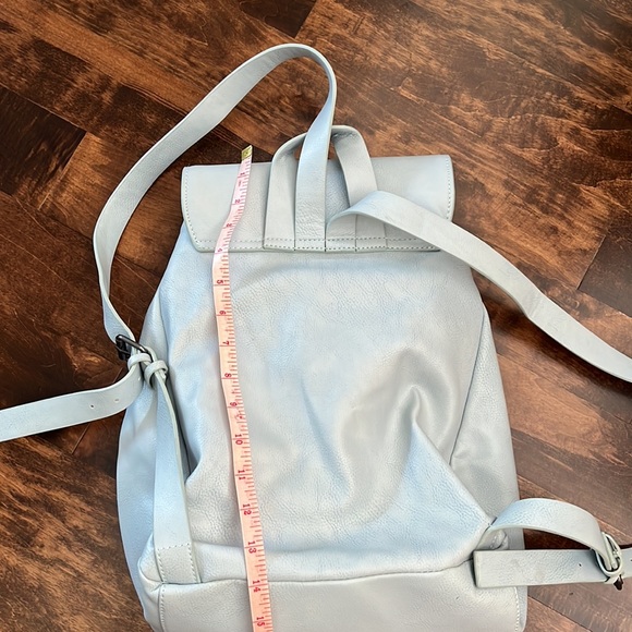 American Eagle Satchel/backpack style bag - Picture 4 of 7